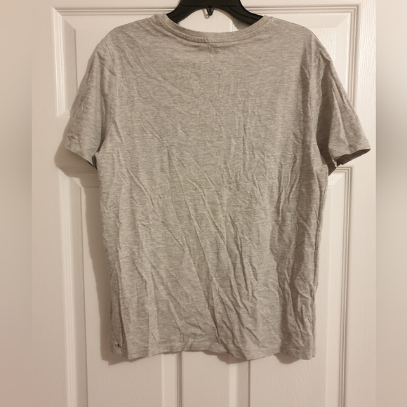H&M set of 2 V-neck t-shirts 👕 navy blue and gray, sz. 14+ - Picture 6 of 6